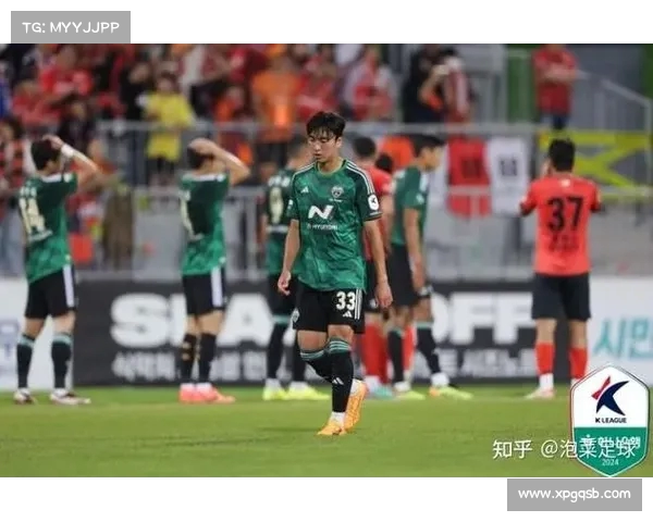 韩足晚报:2025年K联全明星赛激战一球分胜负精彩纷呈 韩足晚报:2025年K联全明星赛激战一球分胜负精彩纷呈